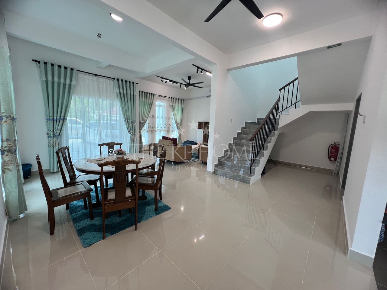 Ruangan bersama keluarga di homestay keluarga The KP Home Terengganu